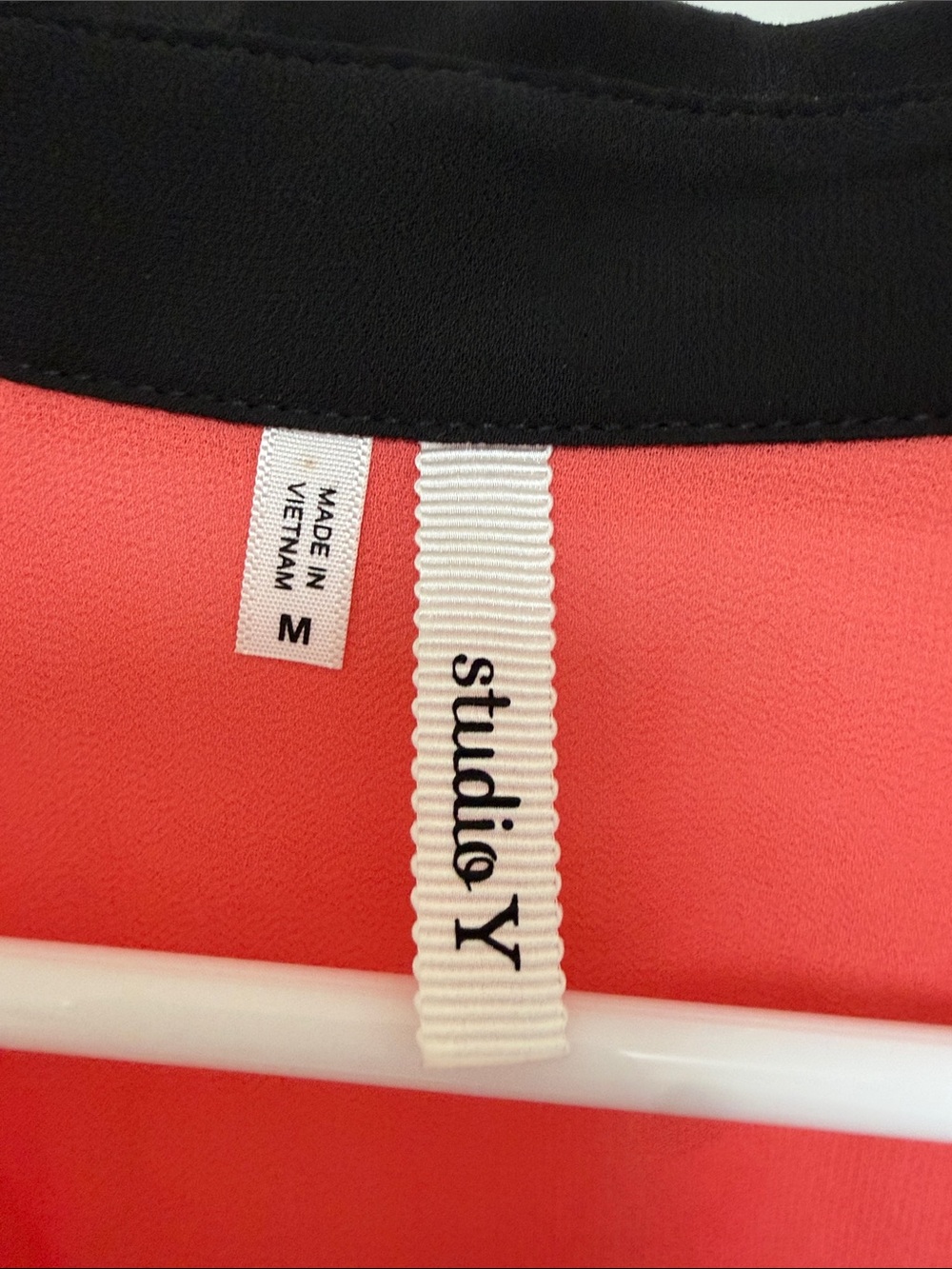 Studio Y Coral Sleeveless Blouse with Black Trim - Picture 2 of 5